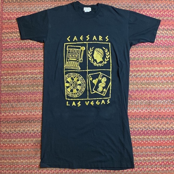 VTG CAESARS LAS VEGAS GAMBLING SLOTS CARDS NIGHT SHIRT TEE